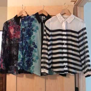 SOLD!! Bundle of Lauren Conrad tops xs